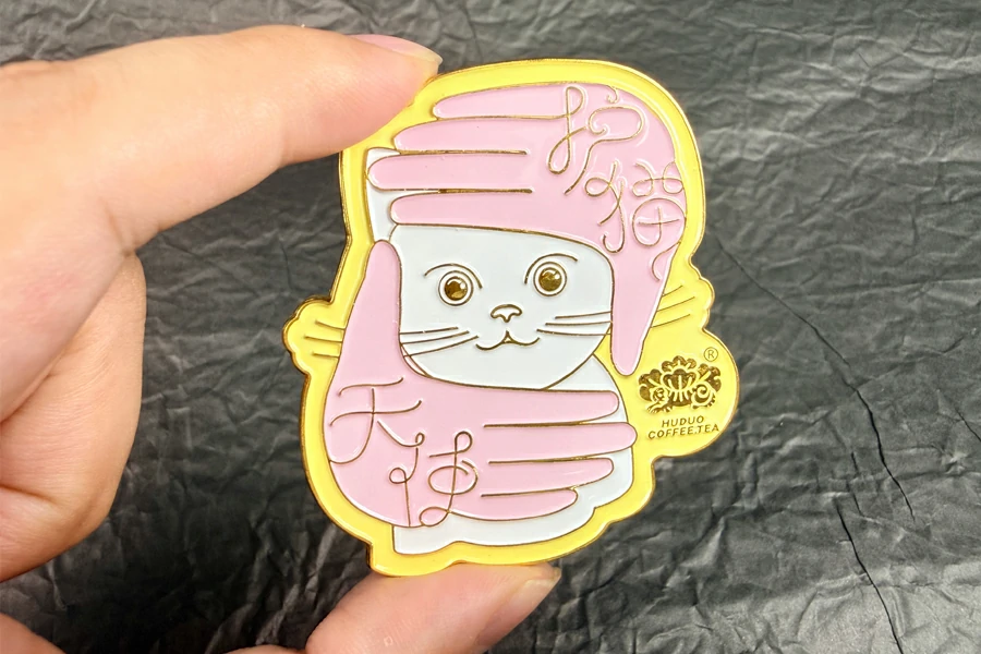 Cat Guardian Angel HUDUO COFFEE.TEA Enamel Badge
