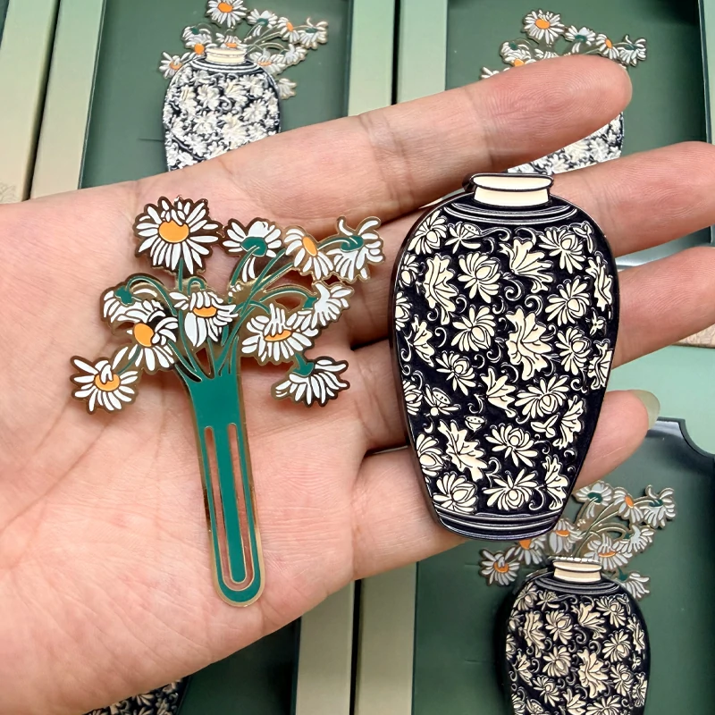 Blossoming Flowers on the Outskirt · Su Yin Bookmark 2-in-1 Refrigerator Sticker4