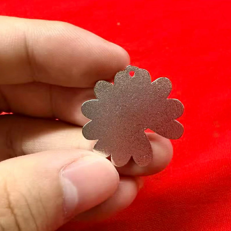 Diamond Inlaid Daisy Keychain Pendant Accessories2