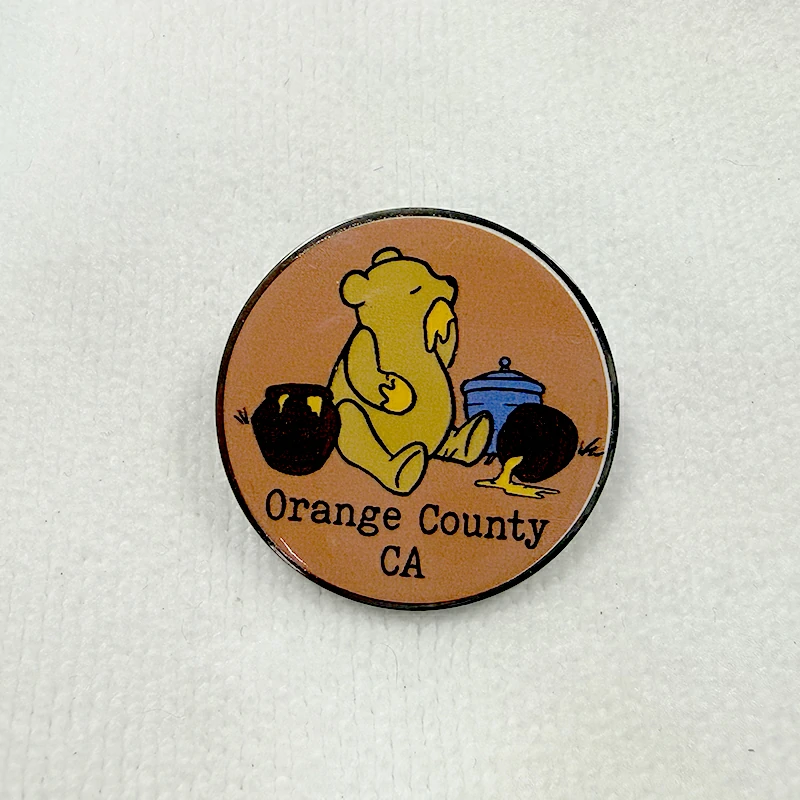 Cute Honey Bear California Souvenir Metal Badge Pin1