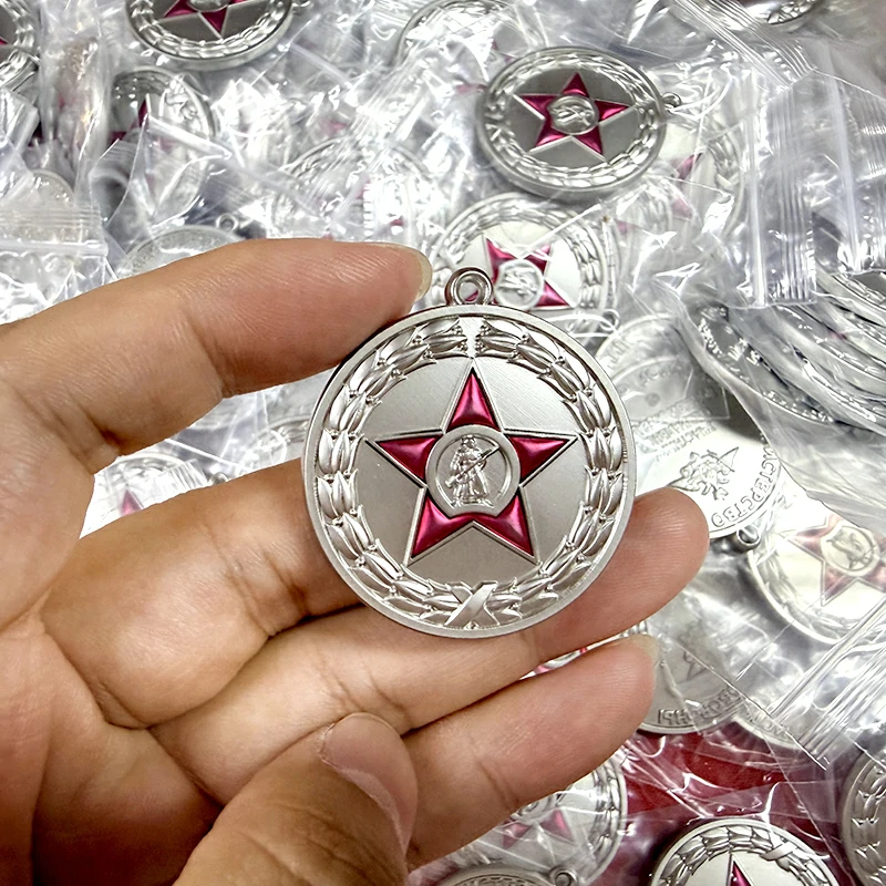 Red Star Commemorative Medal Pendant1