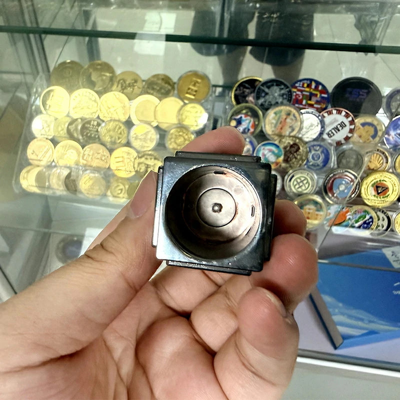 Square Metal Perfume Bottle Cap3