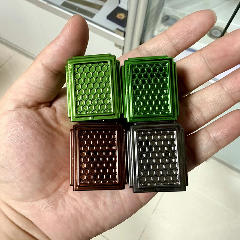 Square Metal Perfume Bottle Cap4