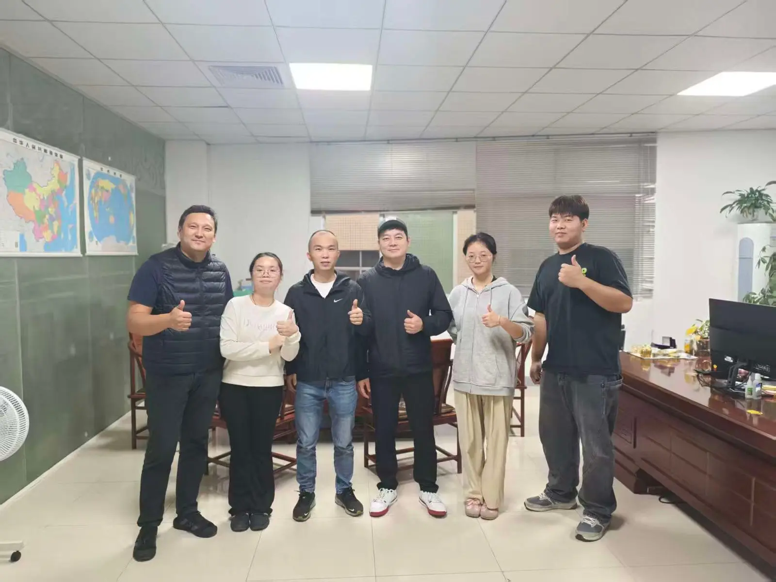 Customer visit at JBDgift factory