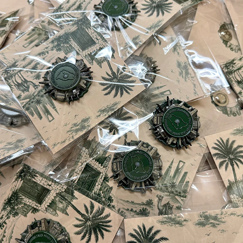 3D Saudi Arabia Rotating Metal Refrigerator Magnet5