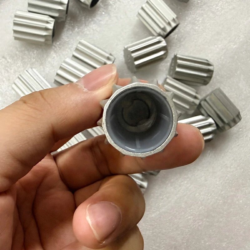 Custom CNC Aluminum Perfume Bottle Cap3
